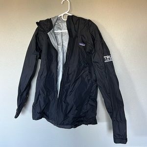 Patagonia wind breaker